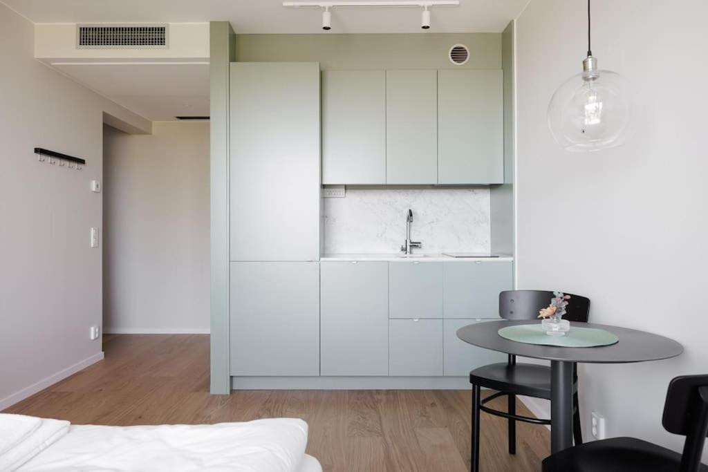 Leilighet Brand New Amidst Ancient Ruins Oasis Stockholm