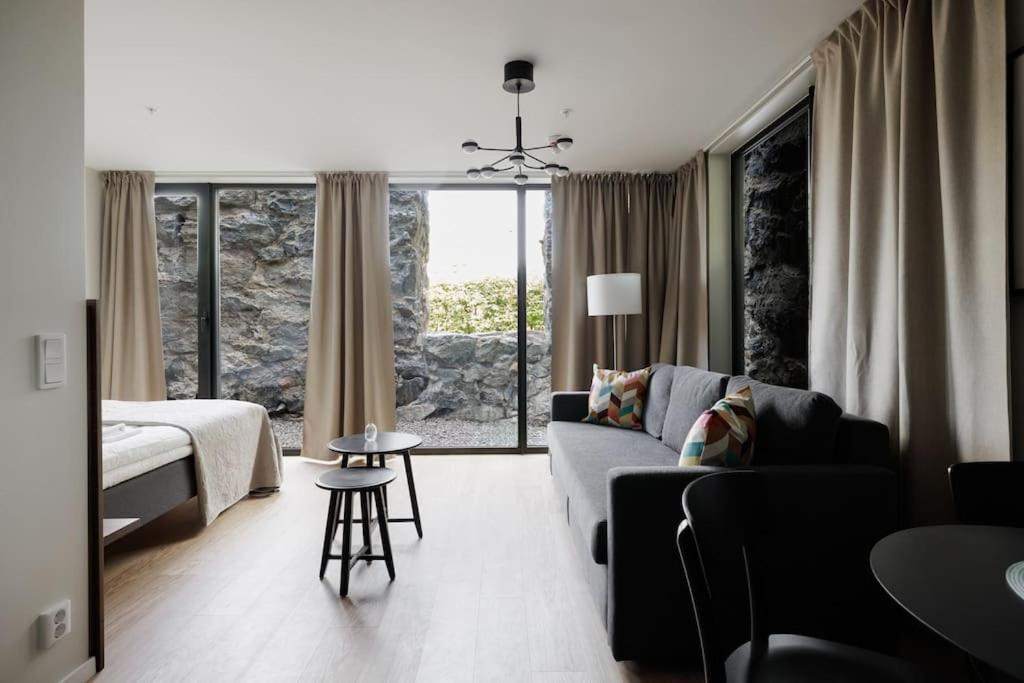 Leilighet Brand New Amidst Ancient Ruins Oasis Stockholm
